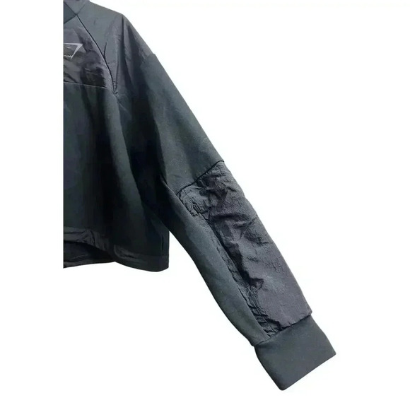 Gymshark Venture Hoodie Cropped Pullover2 Raglan Boxy Activewear Black Medium - Picture 5 of 11